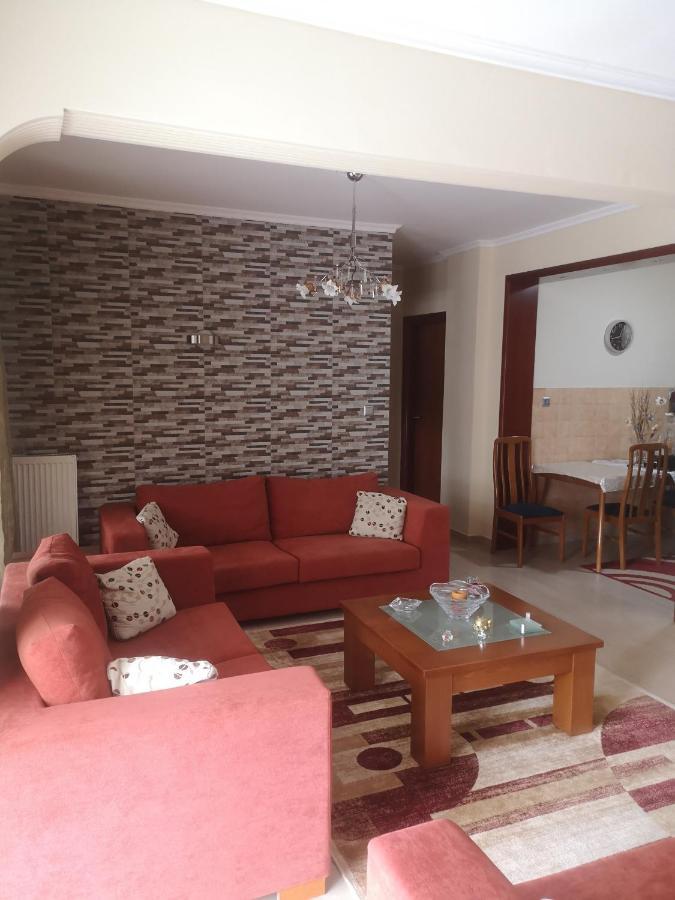 Comfortable Apartment In Kato Toumpa Thessaloniki Exterior photo