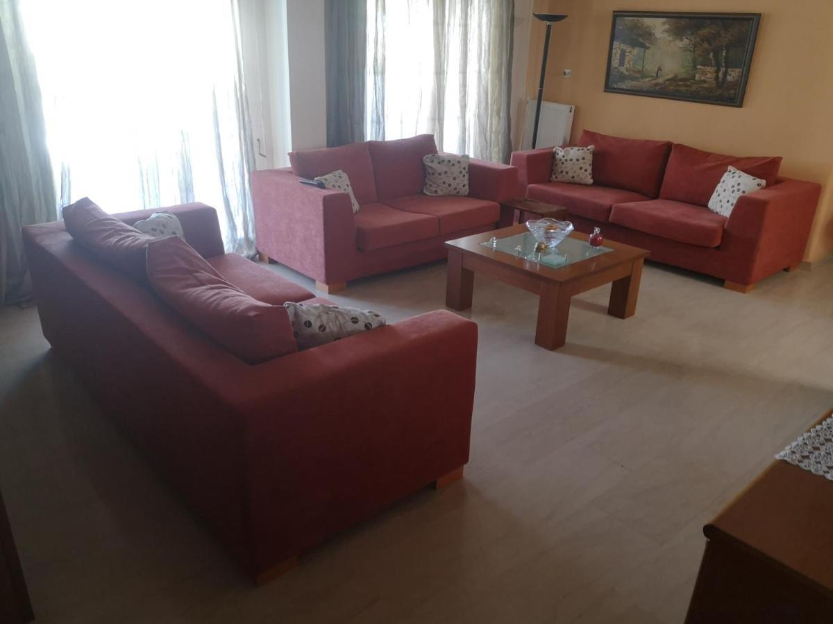 Comfortable Apartment In Kato Toumpa Thessaloniki Exterior photo